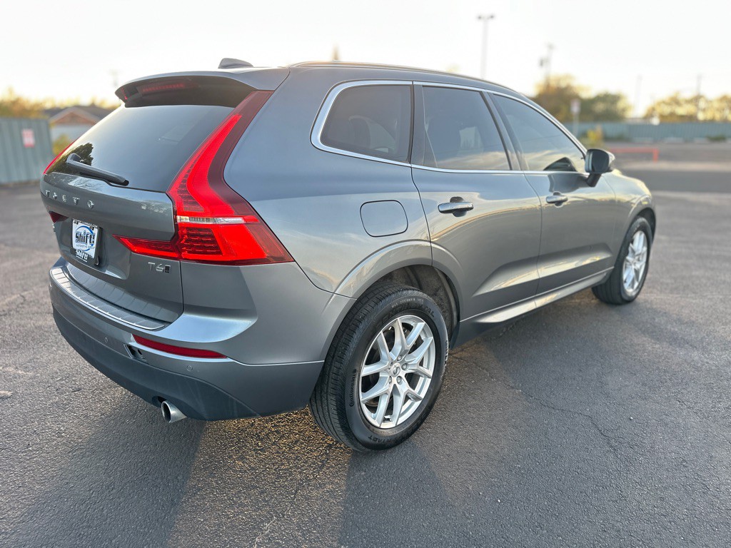 2021 Volvo XC60 Image 7