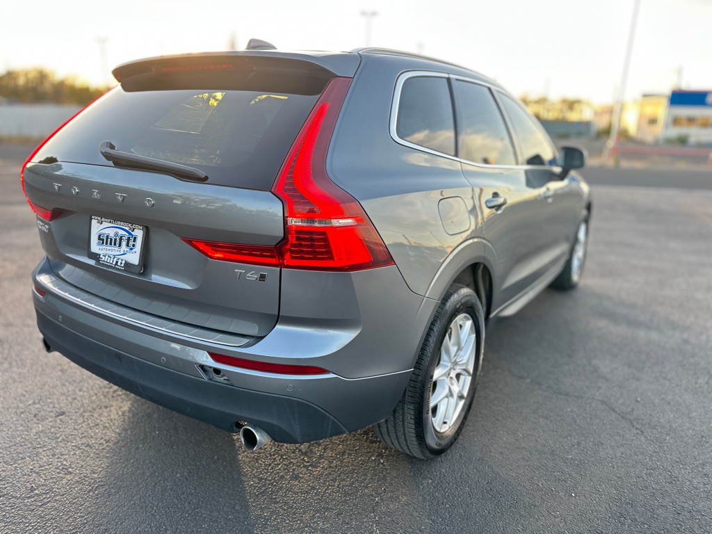 2021 Volvo XC60 Image 8