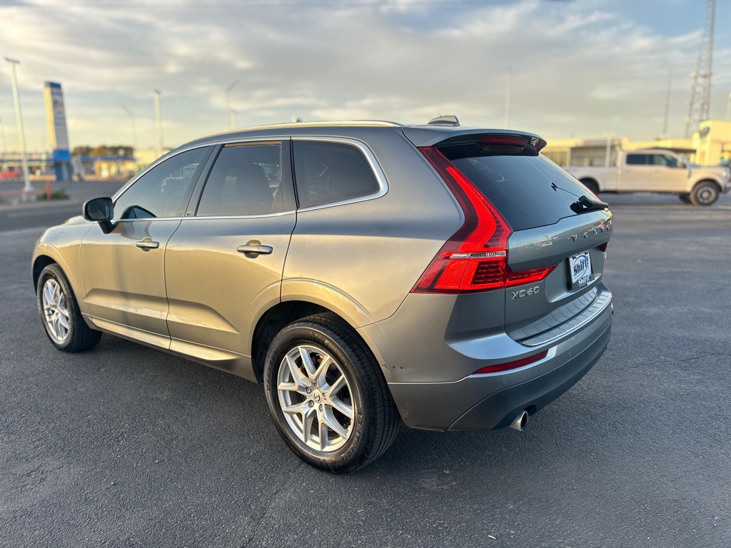 2021 Volvo XC60 Image 11