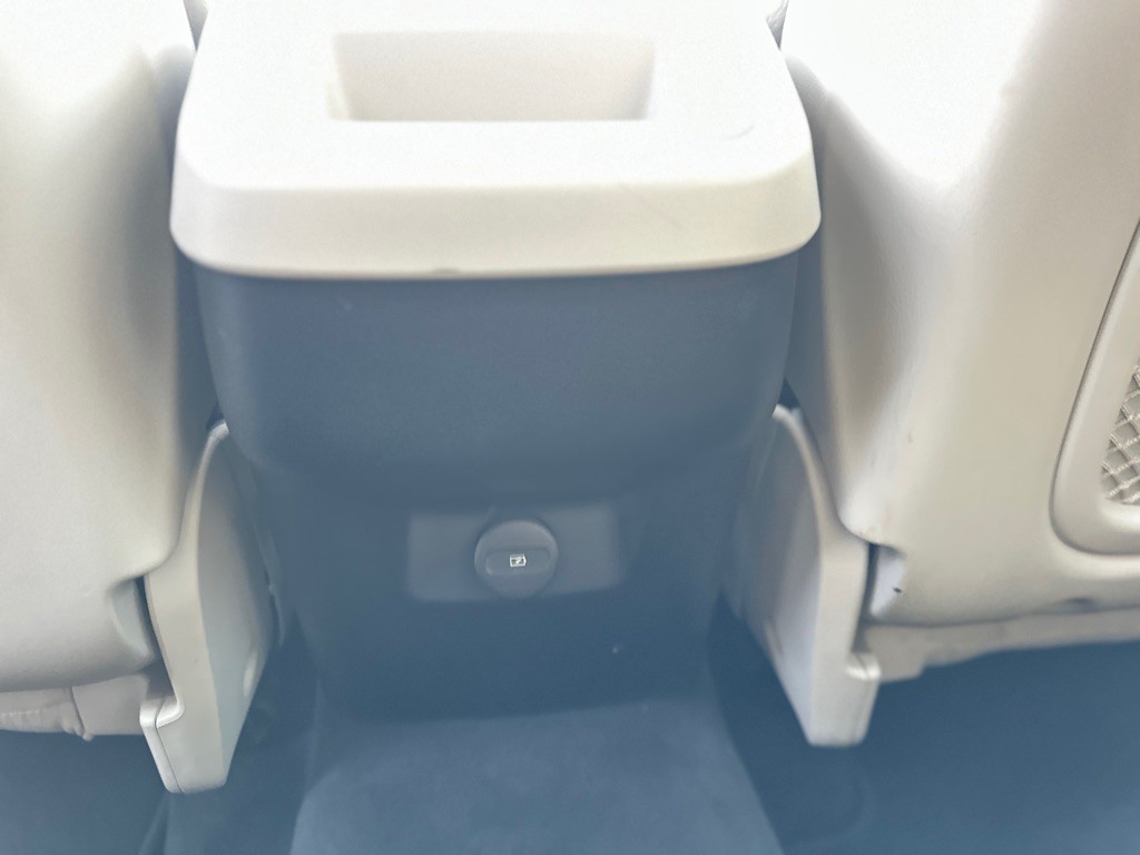 2021 Volvo XC60 Image 28