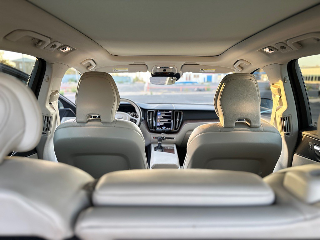 2021 Volvo XC60 Image 31