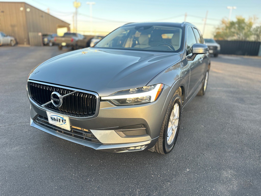 2021 Volvo XC60 Image 3