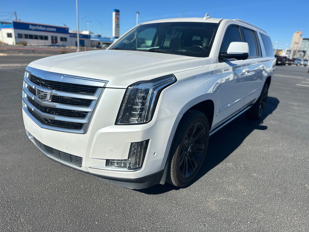 2019 Cadillac Escalade Image 1