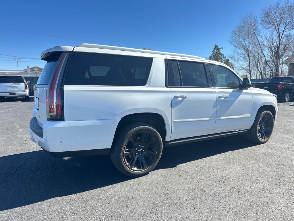 2019 Cadillac Escalade Image 6