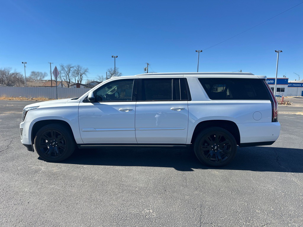 2019 Cadillac Escalade Image 12