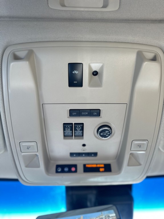 2019 Cadillac Escalade Image 25