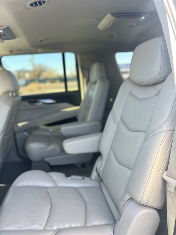 2019 Cadillac Escalade Image 27