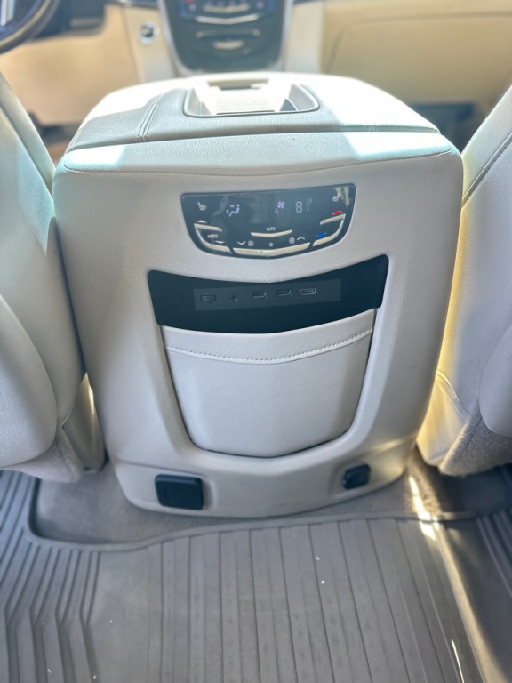 2019 Cadillac Escalade Image 28