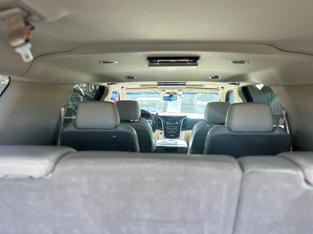 2019 Cadillac Escalade Image 34