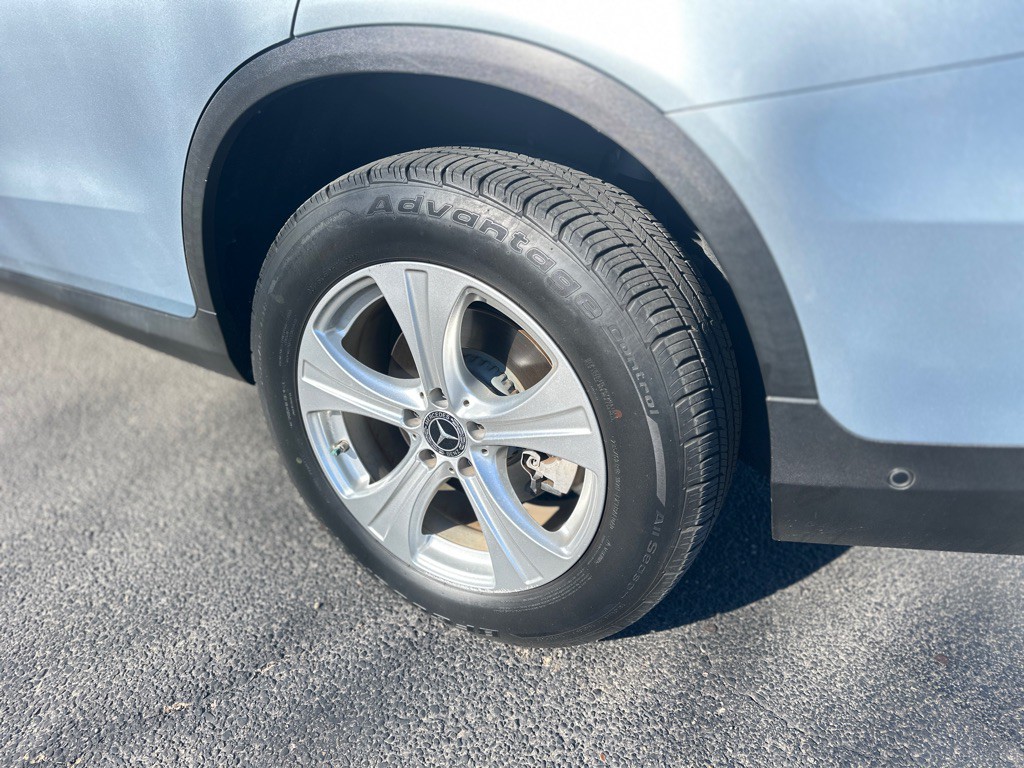 2018 Mercedes-Benz GLC-Class Image 13