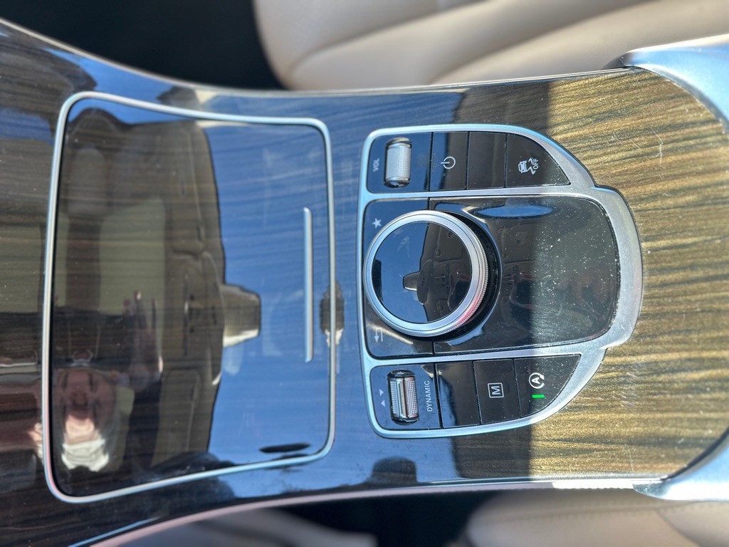 2018 Mercedes-Benz GLC-Class Image 27