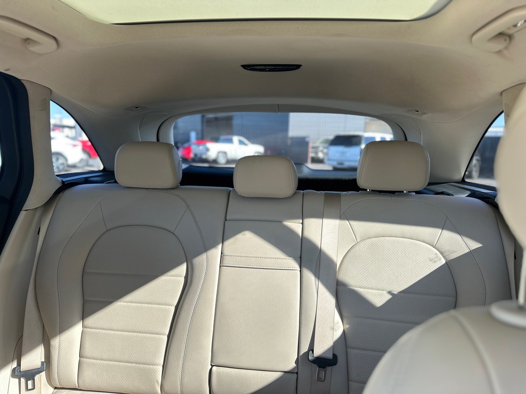 2018 Mercedes-Benz GLC-Class Image 29