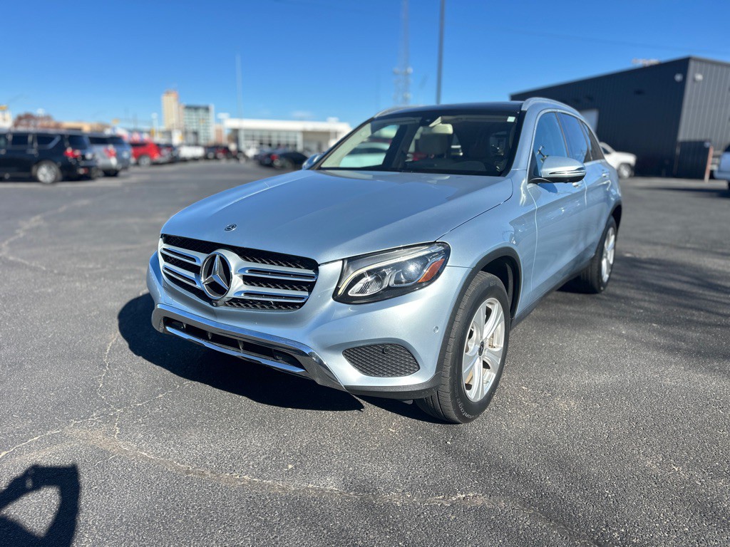2018 Mercedes-Benz GLC-Class Image 2