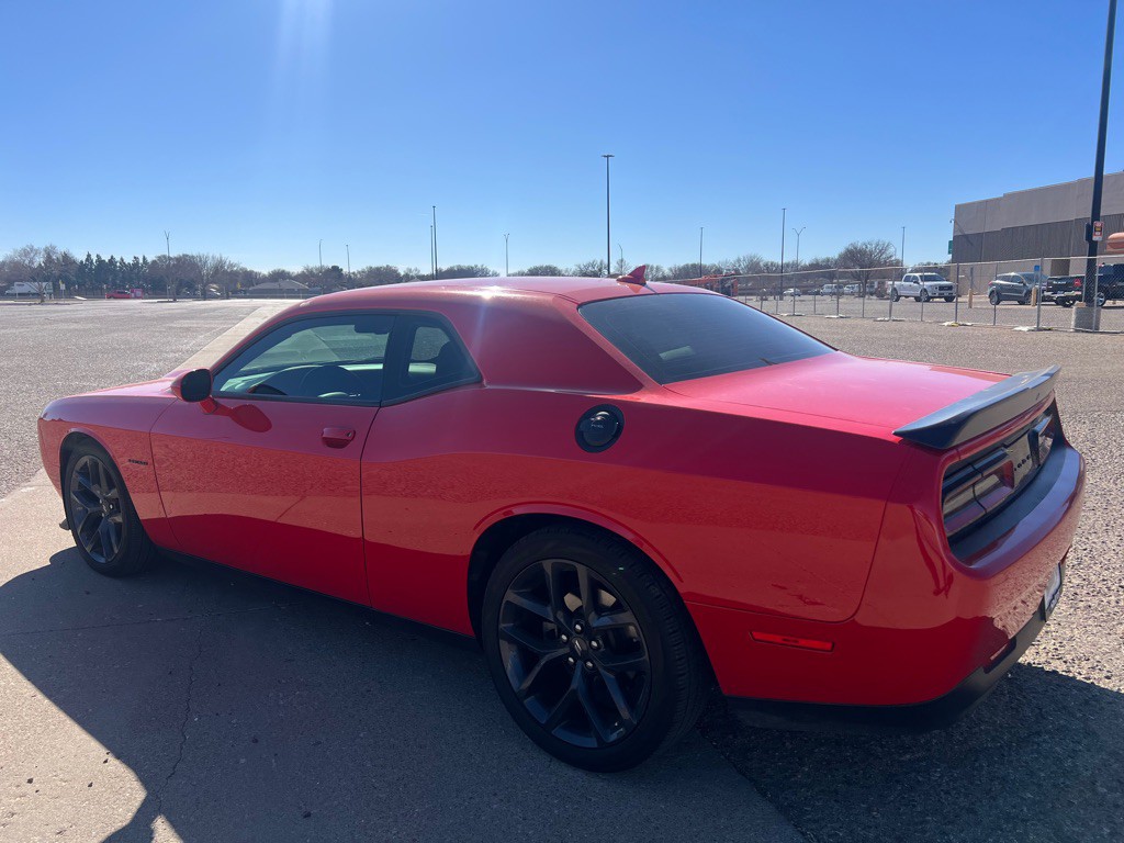 2022 Dodge Challenger Image 5