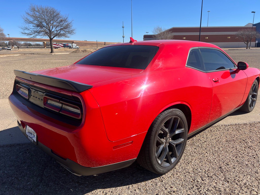 2022 Dodge Challenger Image 7