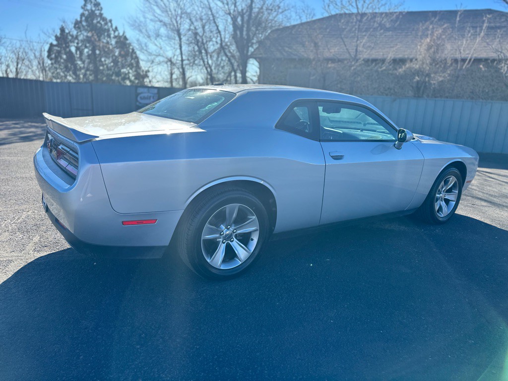 2020 Dodge Challenger Image 6