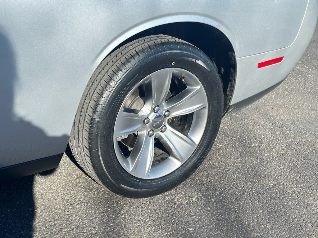 2020 Dodge Challenger Image 13