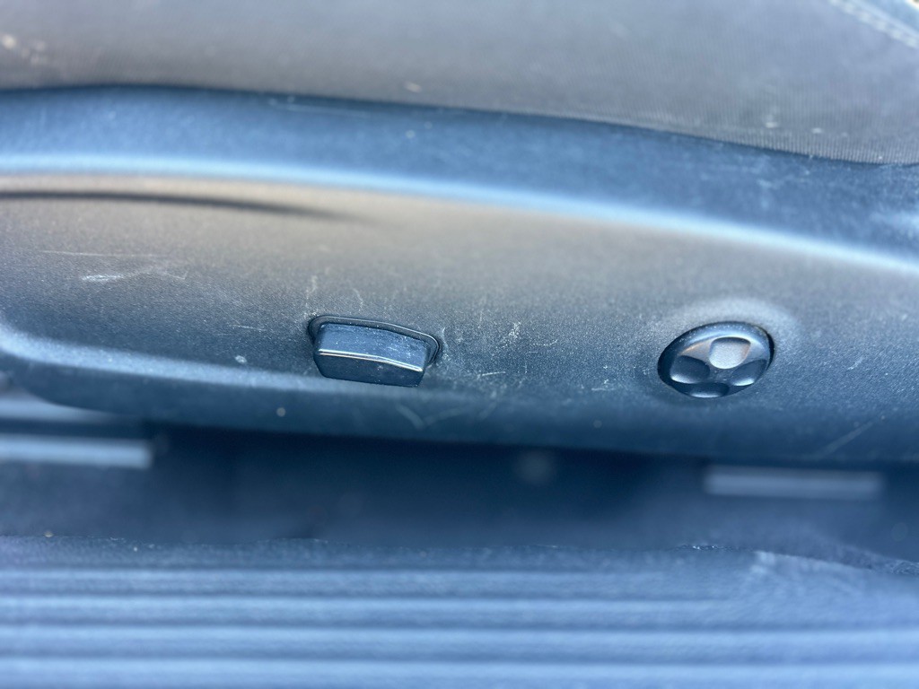 2020 Dodge Challenger Image 16