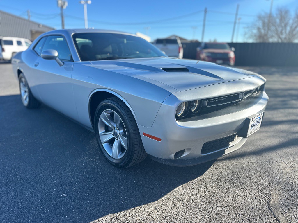2020 Dodge Challenger Image 1