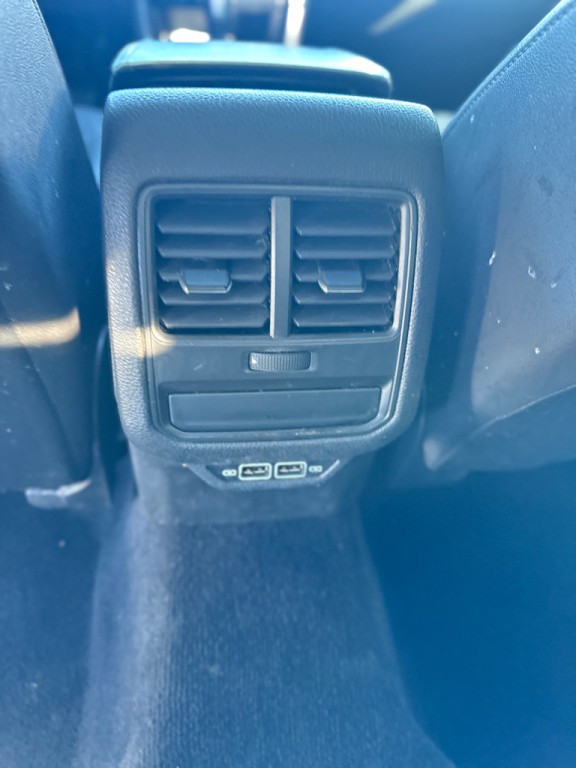 2021 Volkswagen Passat Image 29