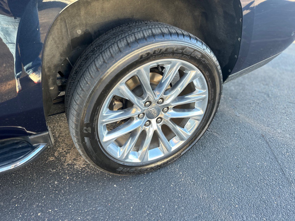 2019 Cadillac Escalade Image 9