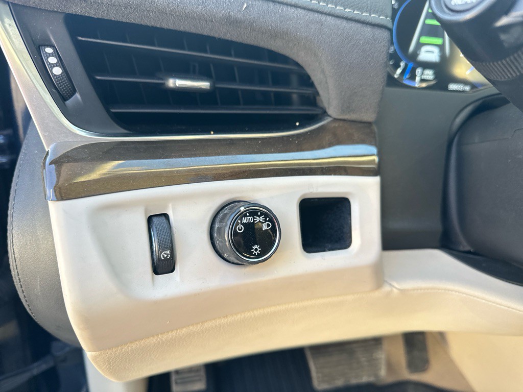 2019 Cadillac Escalade Image 13