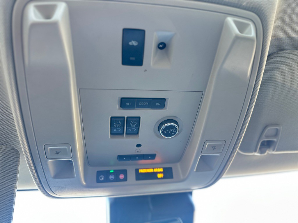 2019 Cadillac Escalade Image 18