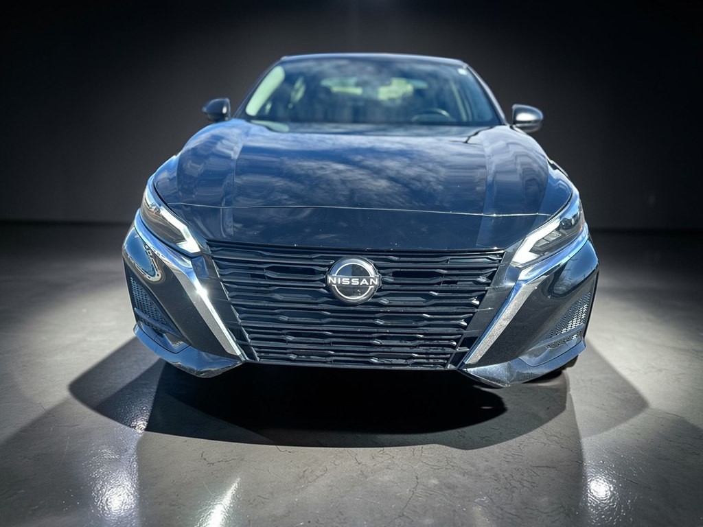 2024 Nissan Altima Image 2