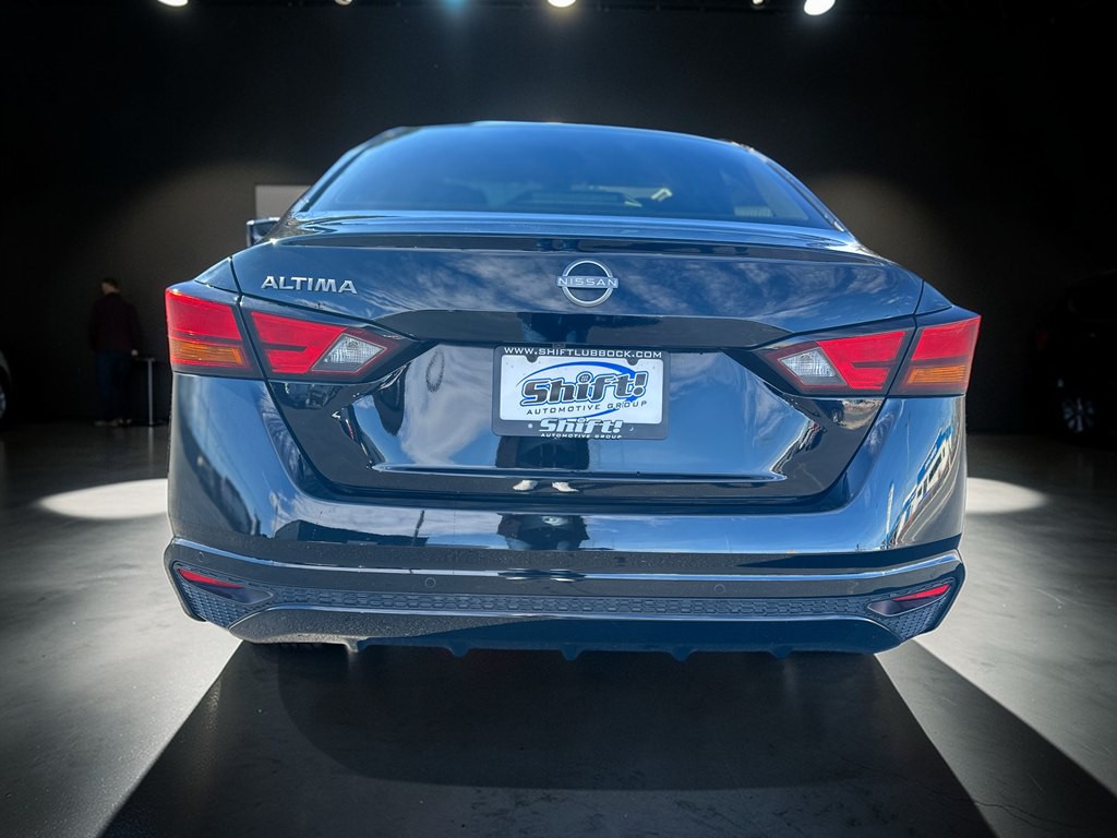 2024 Nissan Altima Image 6