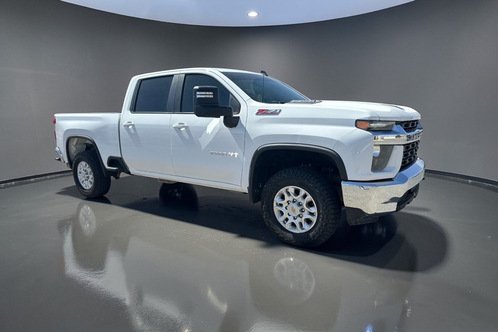2023 Chevrolet Silverado 1500 Image 2