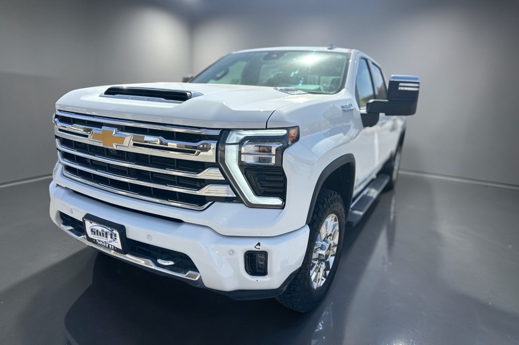 2024 Chevrolet Silverado 1500 Image 3