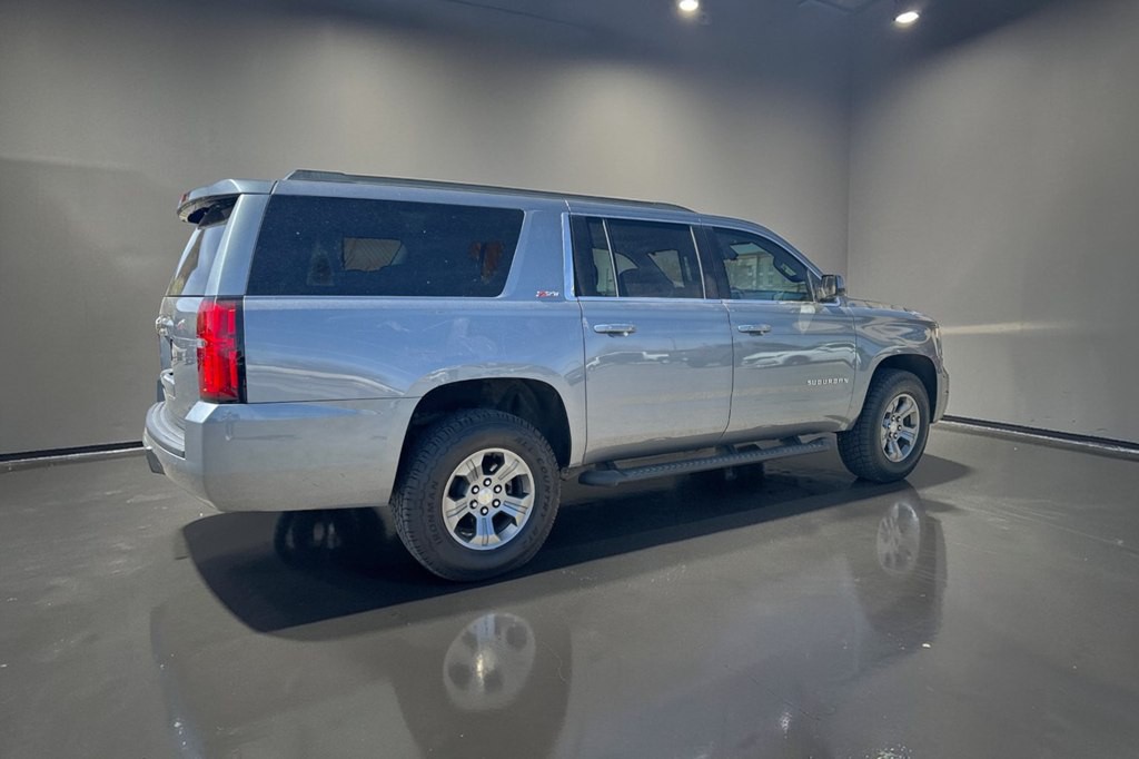 2020 Chevrolet Suburban Image 9