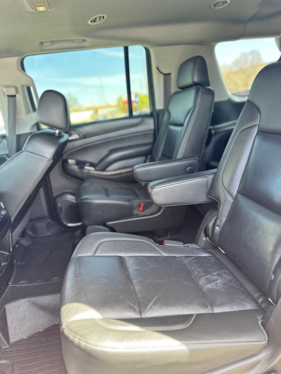 2020 Chevrolet Suburban Image 31