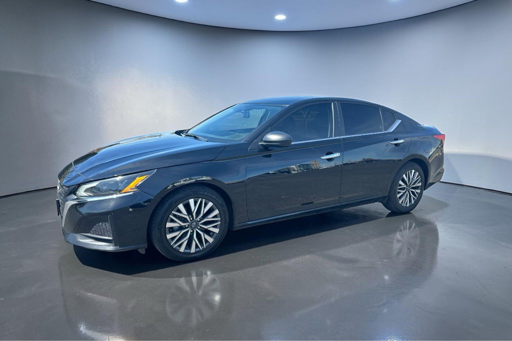 2024 Nissan Altima Image 4