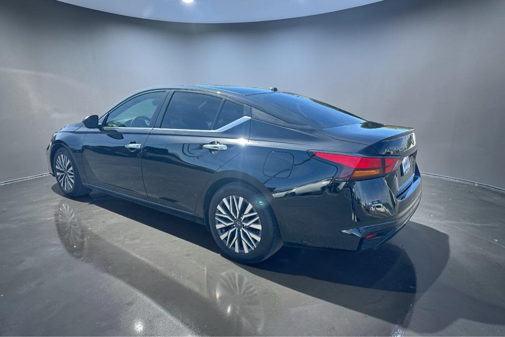 2024 Nissan Altima Image 6