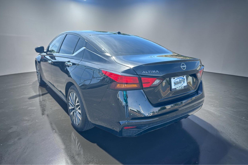 2024 Nissan Altima Image 7