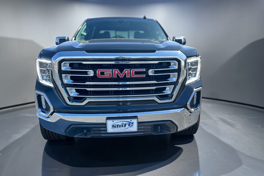 2021 GMC Sierra Image 2