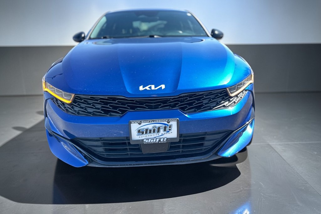 2023 Kia K5 Image 2