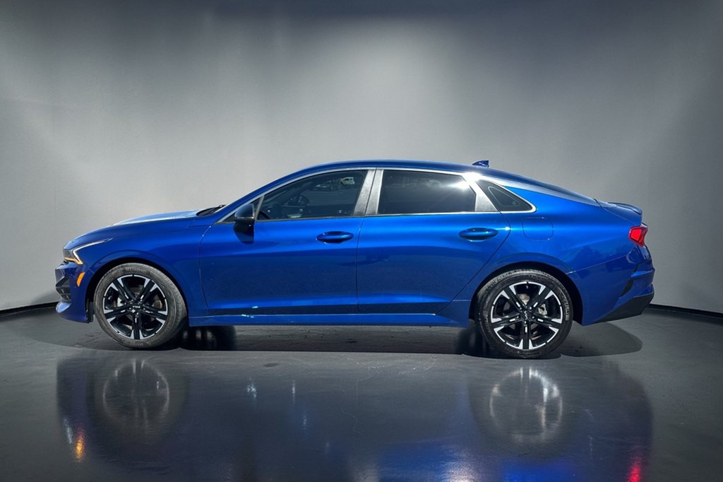 2023 Kia K5 Image 5