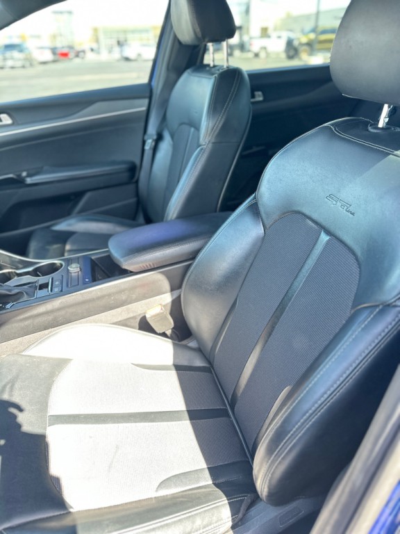 2023 Kia K5 Image 18