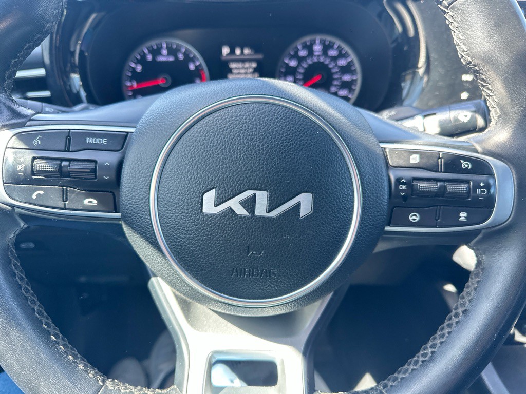 2023 Kia K5 Image 19