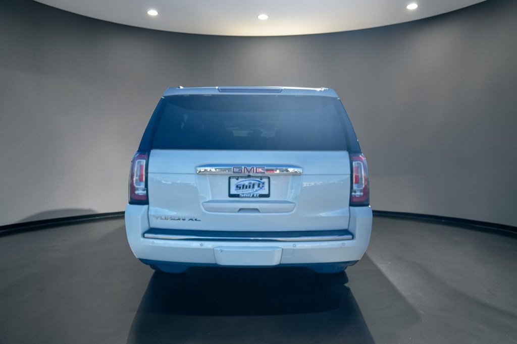 2015 GMC Yukon Image 8