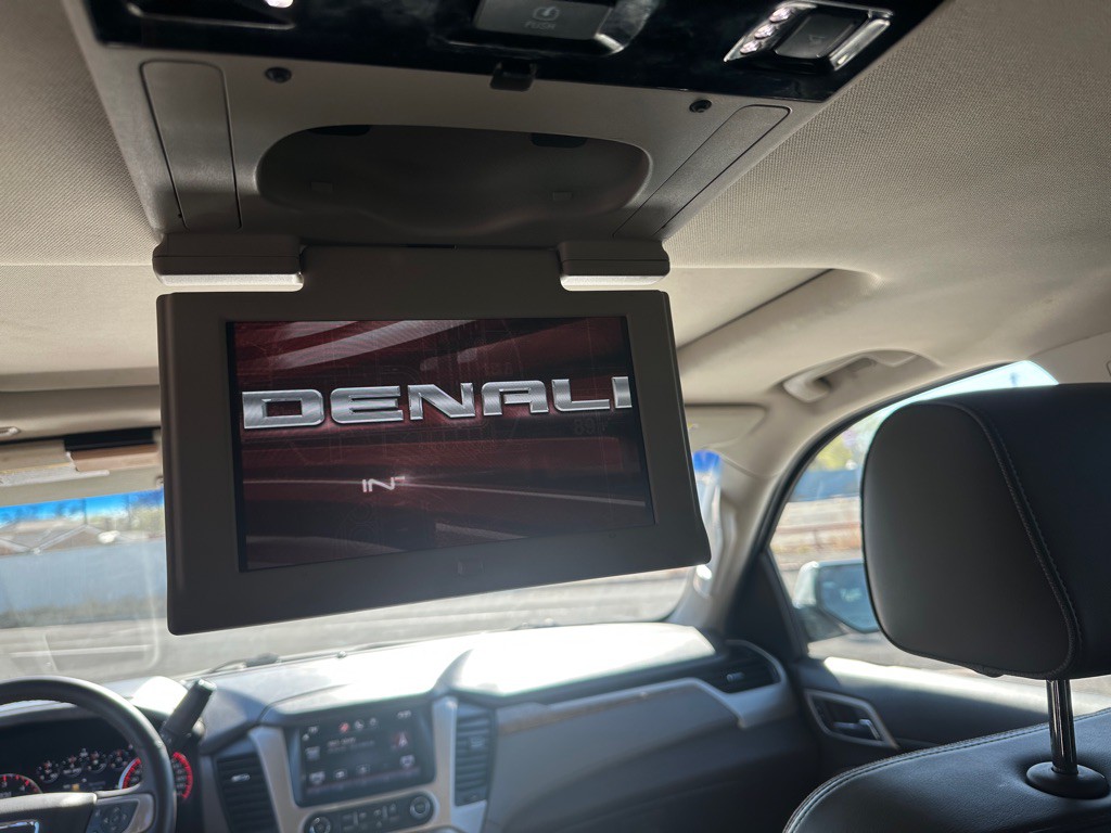 2015 GMC Yukon Image 35