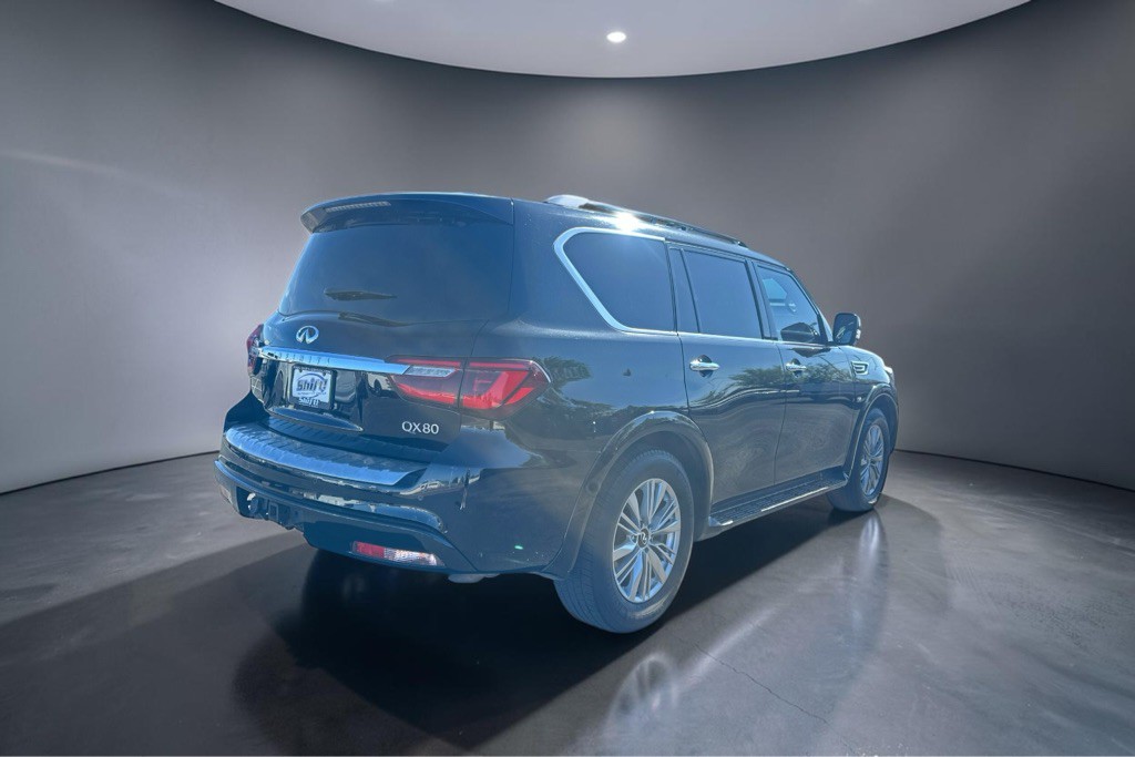 2019 INFINITI QX80 Image 9