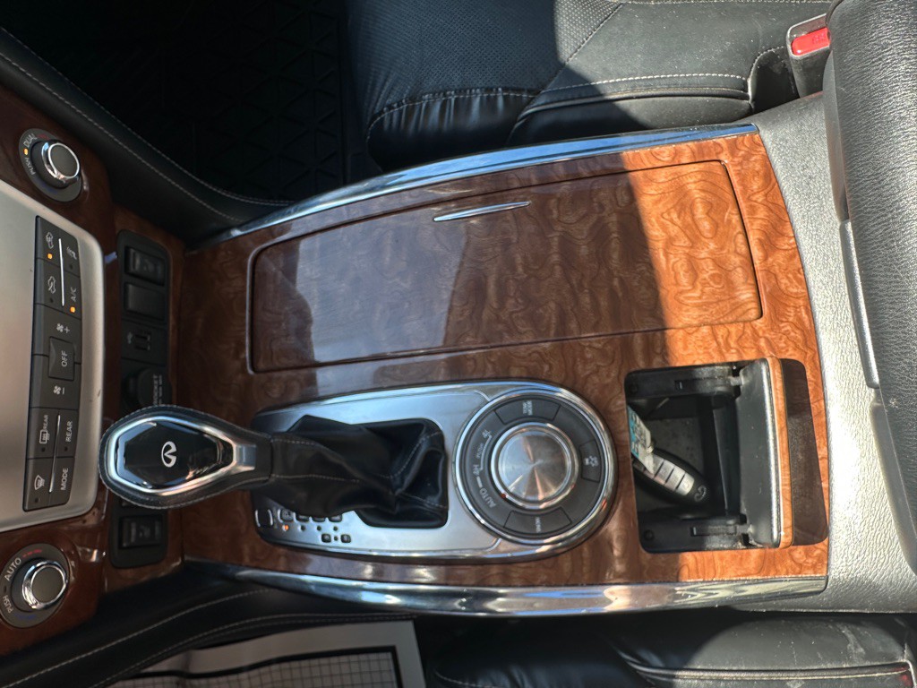 2019 INFINITI QX80 Image 25