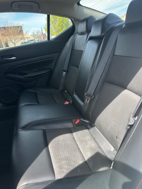 2023 Nissan Altima Image 25