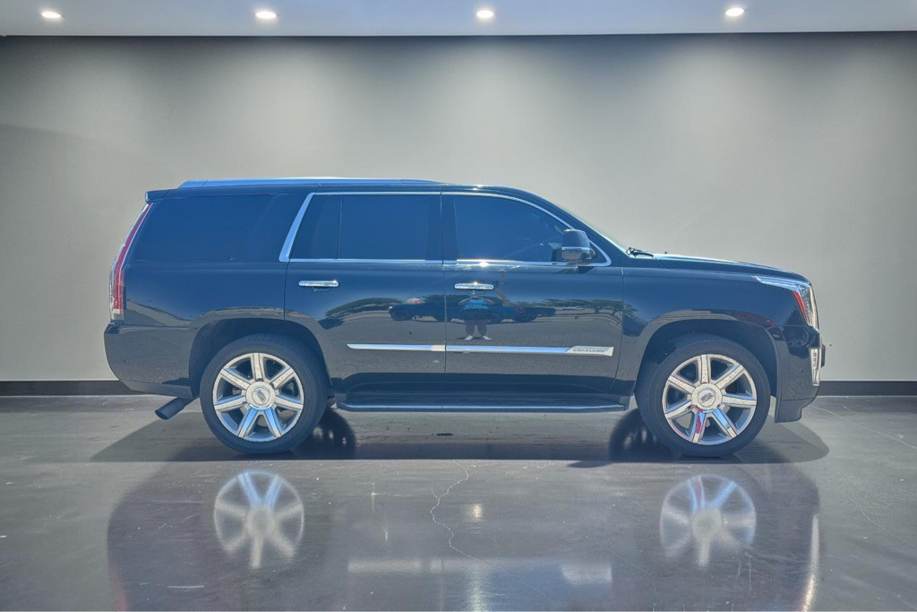 2020 Cadillac Escalade Image 11