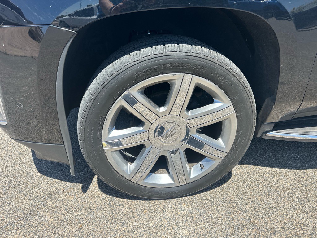 2020 Cadillac Escalade Image 13
