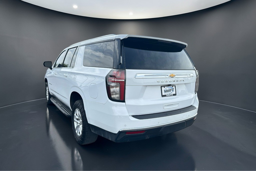 2022 Chevrolet Suburban Image 7