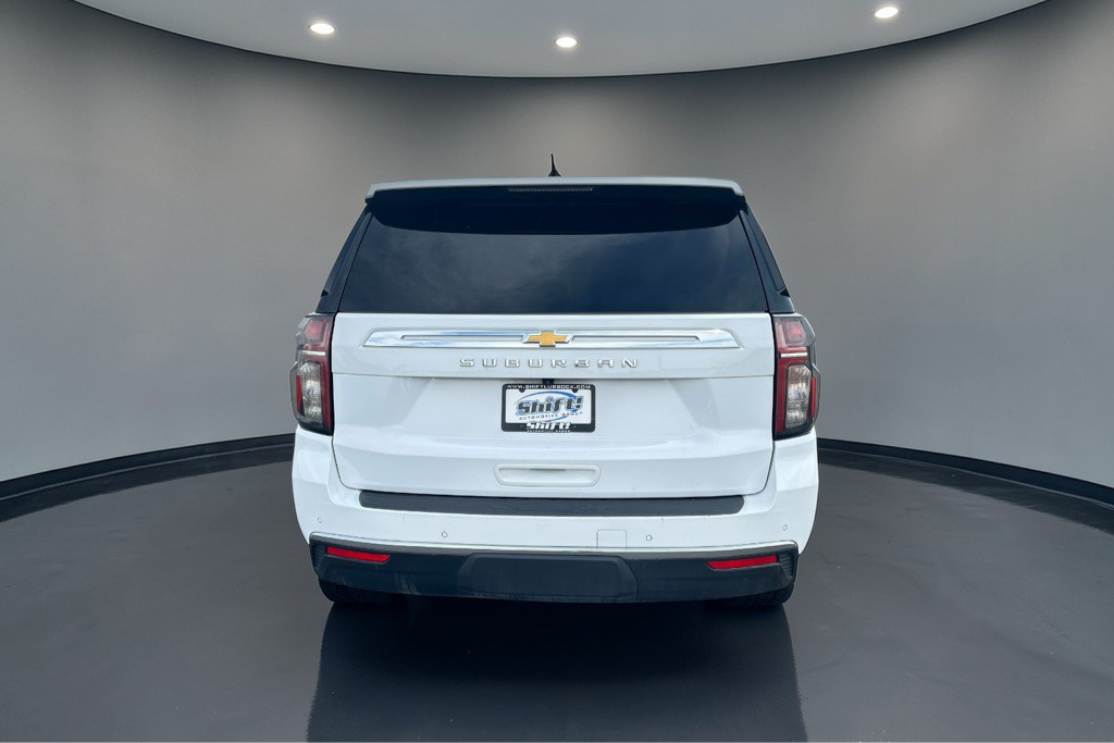 2022 Chevrolet Suburban Image 8